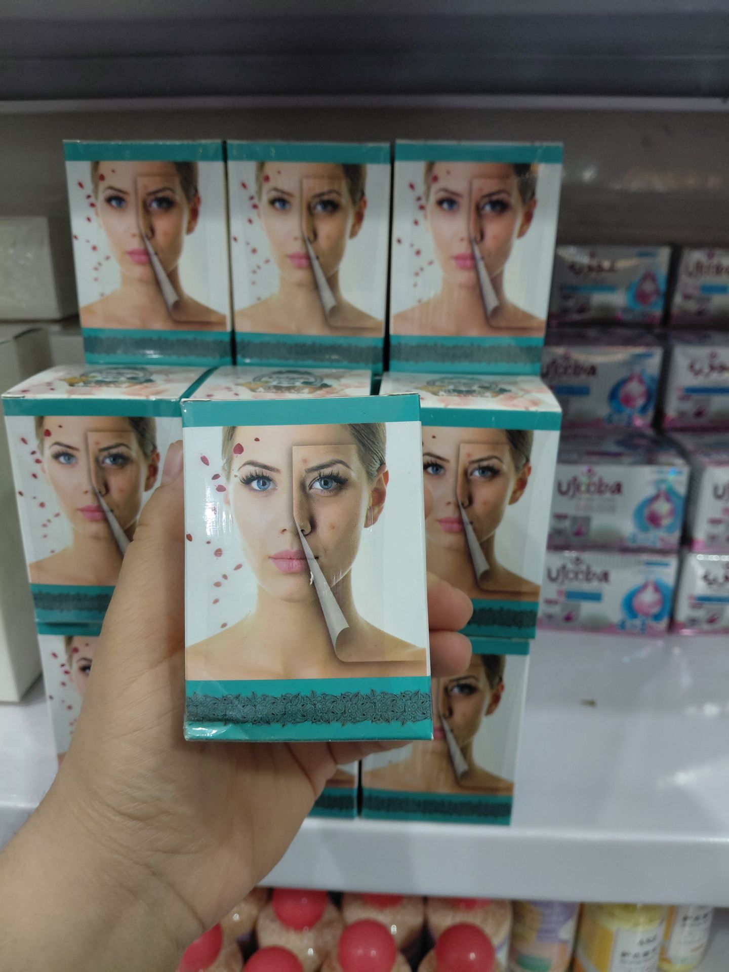 کرم یونیک ضدلک و روشن کننده اصلی